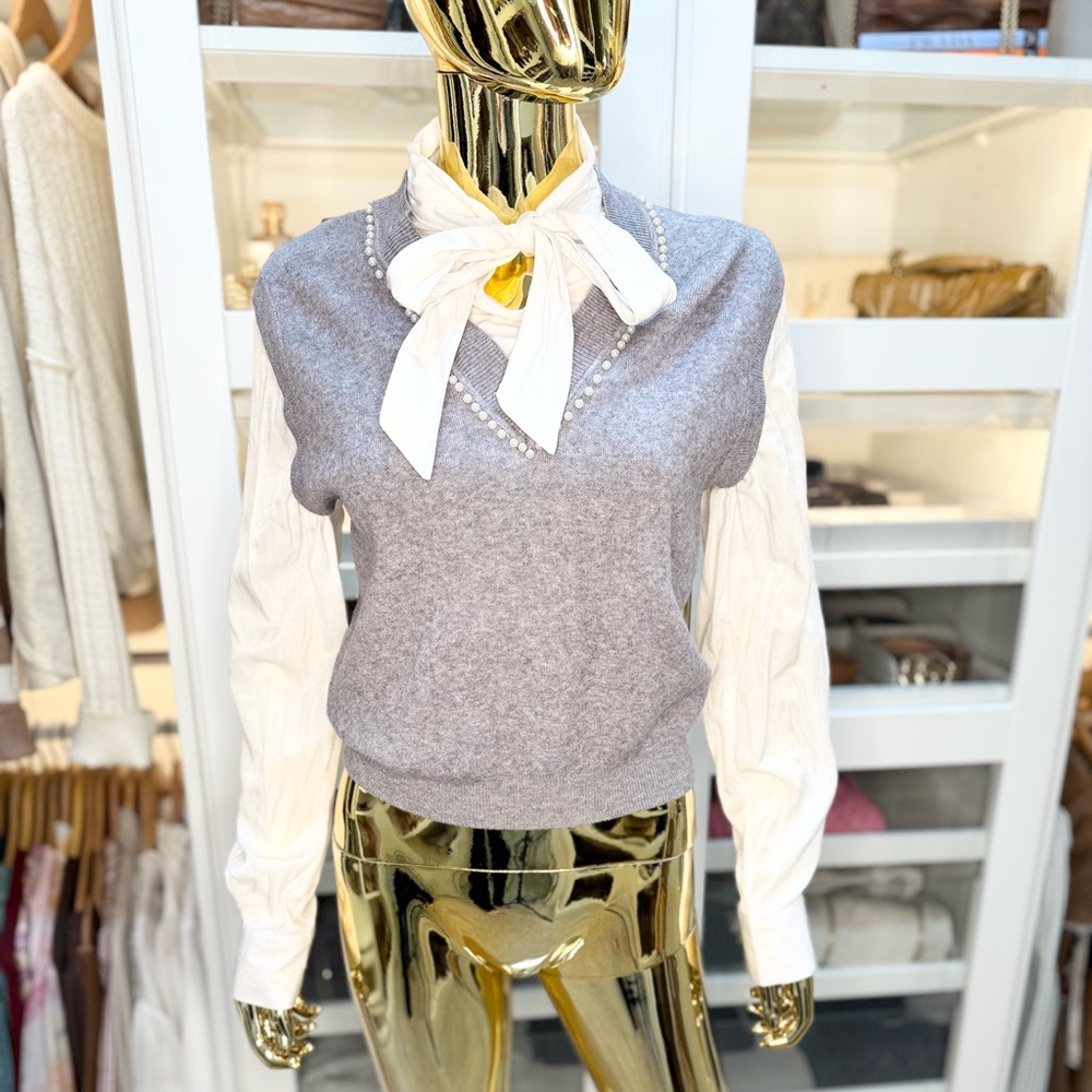 On 12th Gray Sweater Vest All in one Blouse White Gray Pearls Neck Bowtie Size M